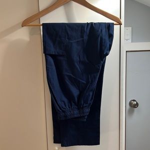 navy blue scrub pants/ scrub finity